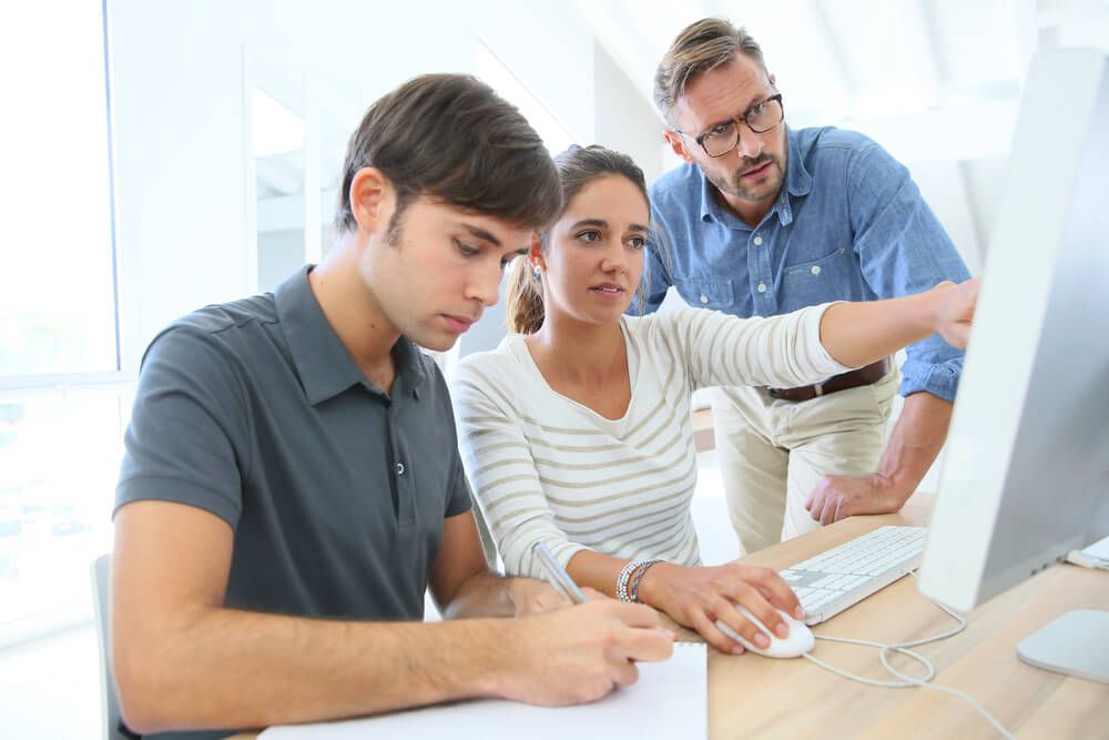 Como Encontrar as Melhores Empresas para Estágios?
