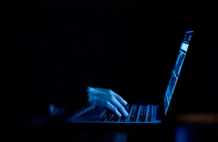 Hacker da Bitfinex ajuda autoridades dos EUA