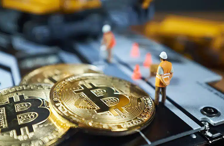 Senador dos EUA entra na mineração de Bitcoin