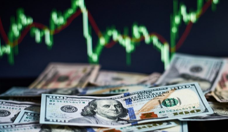 Quem mais perde, e quem mais ganha, com a alta do dólar